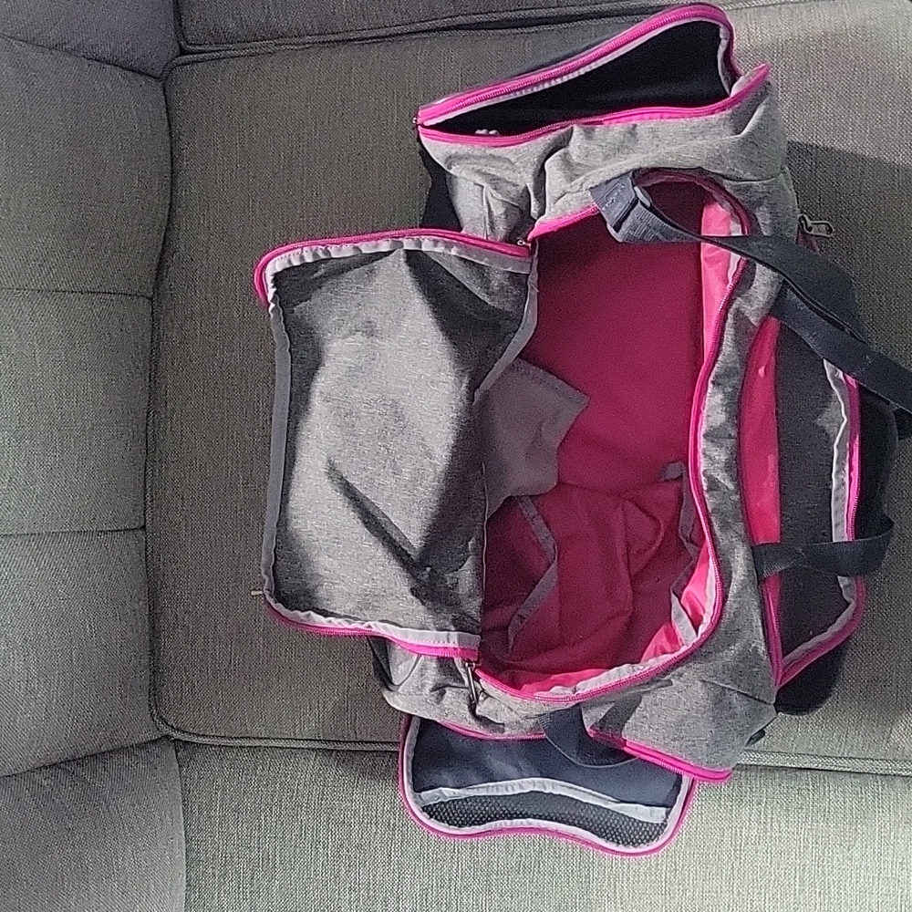 Womans Under Armor Gym Bag